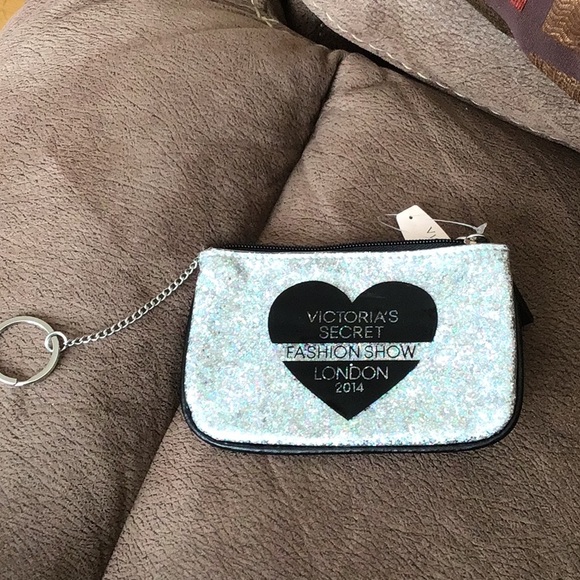 Makeup bag - Picture 3 of 3